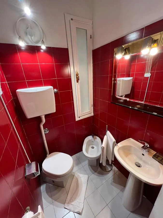 Orso Home - Centro Storico Bologna 0*,  Italy